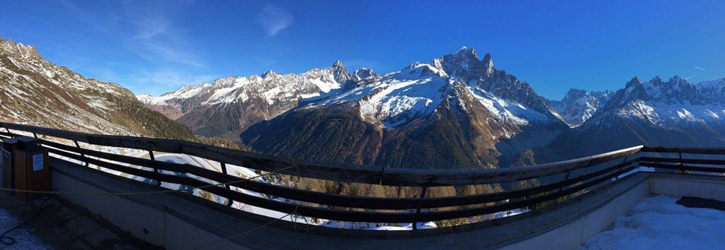 EmmaMcDonald94's tweet photo. Progress being made despite the carnage 💪 Blue runs mastered #mountainviews 😍 https://t.co/tS7JfuxNMV