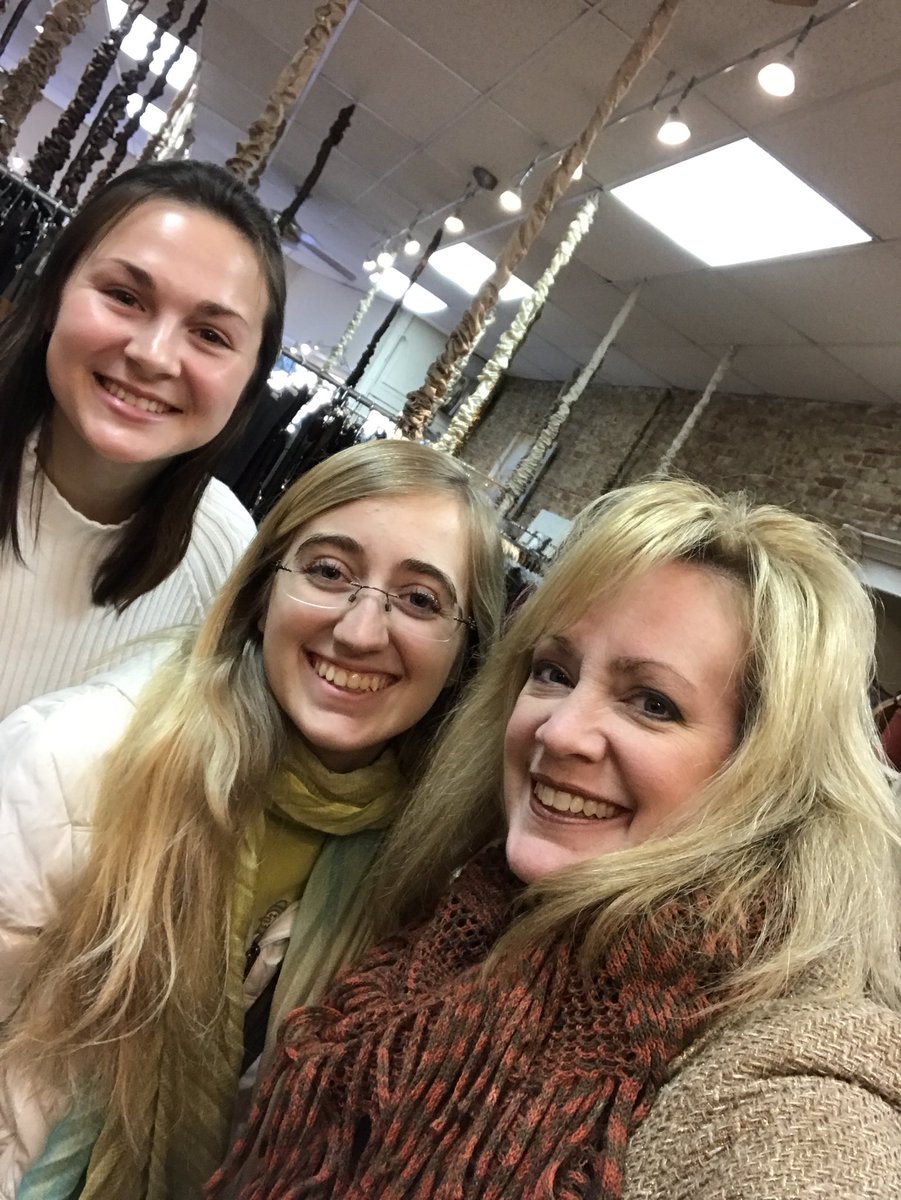 CleverWon's tweet photo. Lauren just had to have what was in the window @LesleyJaneInc!  Also got to see @zwmsnews buddy, Lizzie! @ZvilleChamber @ZionsvilleIN https://t.co/QwEha3z3EA