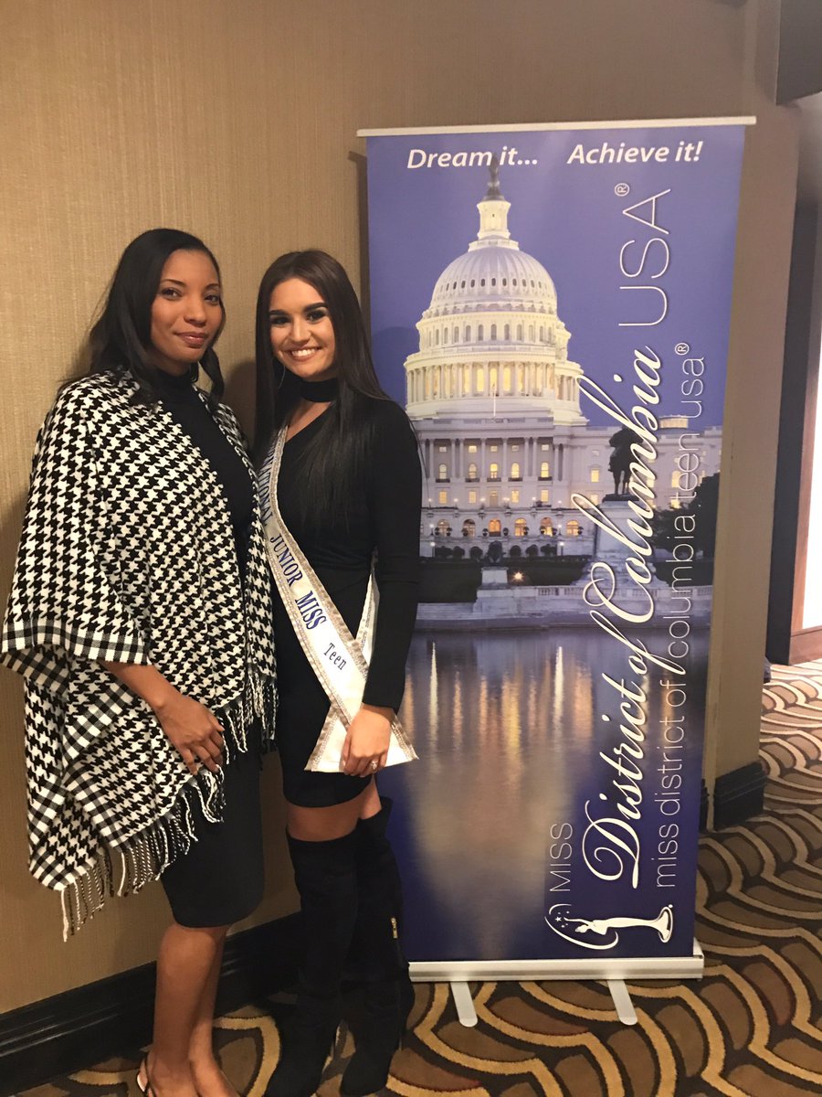 IJMTeen2016's tweet photo. So much fun at @MissDCUSA yesterday!! I love me some @MissUSA and seeing my @ijmintls  director Nikki Clark #IJMTeen2016 https://t.co/KqyOwMCbWg