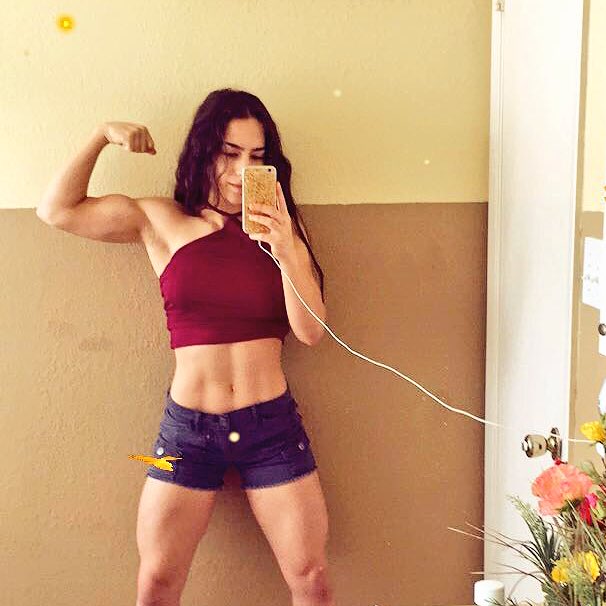 Awkward posses, but strong muscles 💪🏼😌 #fitness #girlpower #lift https://t.co/AGAa5ps5vD<a href="/tag/fitness"class="tags">#fitness</a><a href="/tag/lift"class="tags"><span>#lift</span></a><a href="/tag/girlpower"class="tags"><span>#girlpower</span></a>