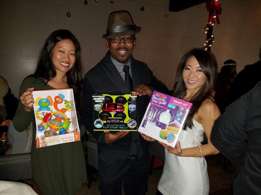 YourDragonFire's tweet photo. #SocialGoodSunday: #TeamDragonFire had a blast at last night's 7th Annual #ToyDrive by @missdhart! #charity #LA https://t.co/oX4Y0RWvIE