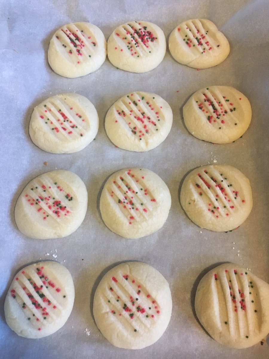 garciasandie's tweet photo. We made Christmas cookies! #hotmess #imnotabaker #prettygoodthough #whippedshortbreadcookies @TerryNabours https://t.co/o7qaQjP8so