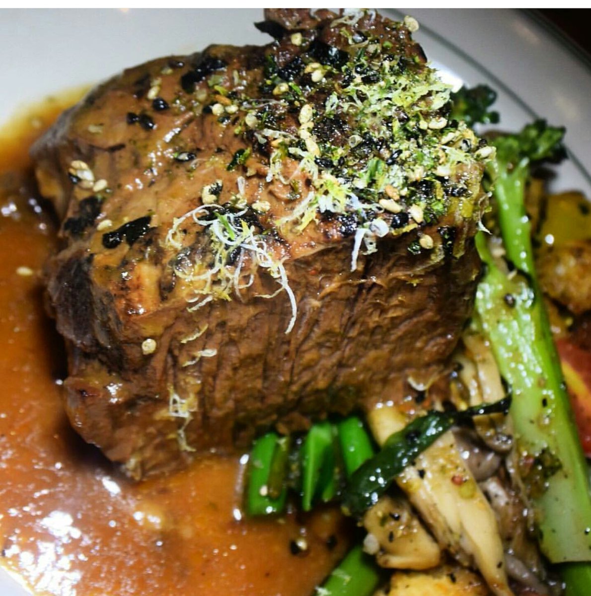 <a href="/idaclairetexas/">Ida Claire</a>  continues to kill the game with their entrees!!! Yummy short ribs and african spiced chicken for dinner the other day.