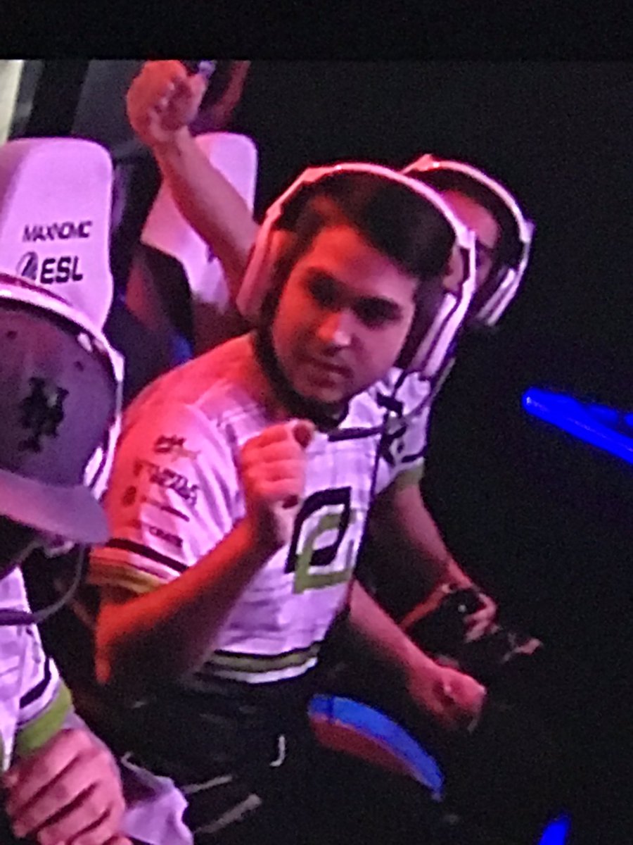 H3CZ's tweet image. I would never leave you hanging @LxthuL