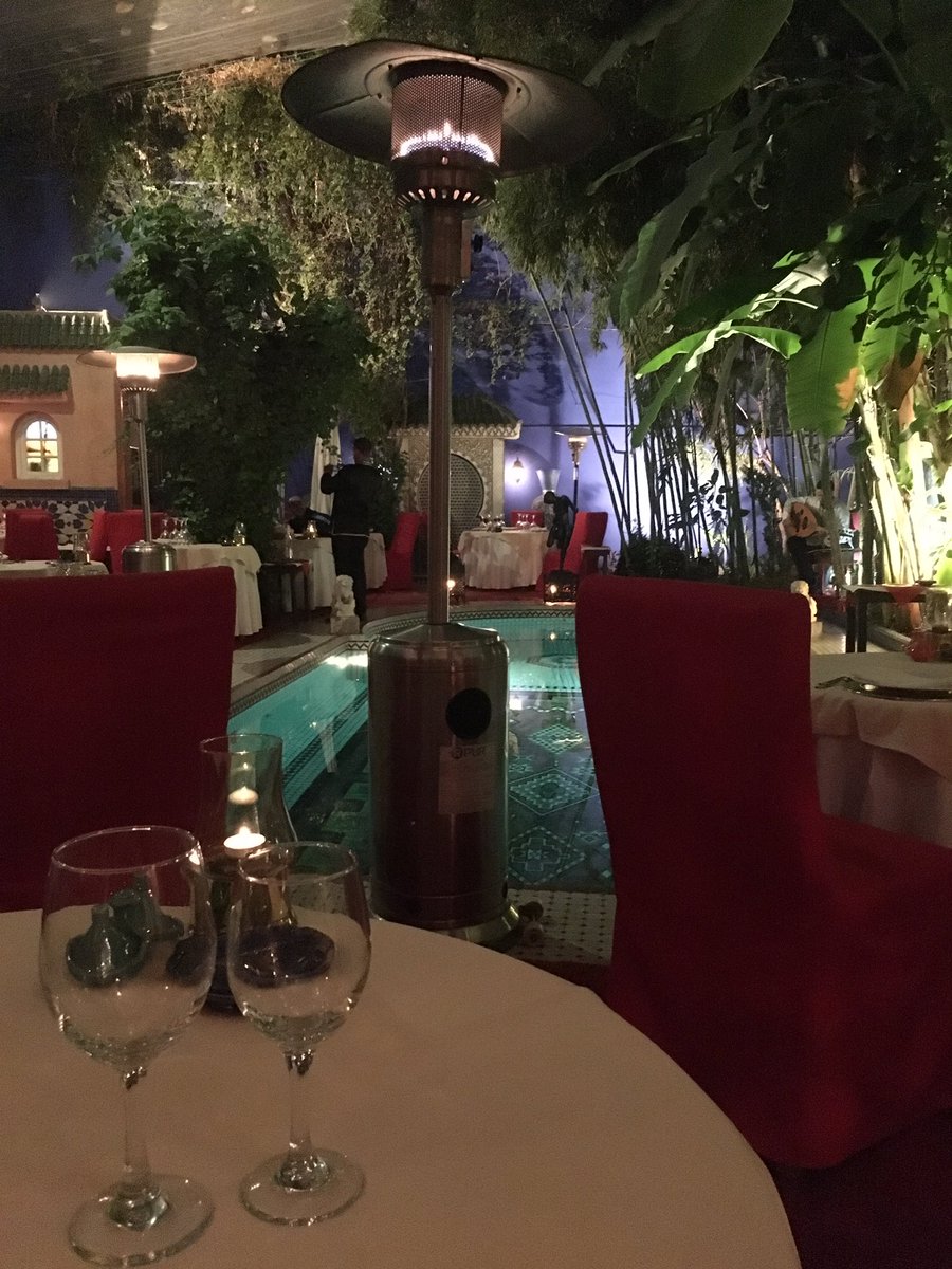 _SarahMBen's tweet photo. #WhenInMarrakech Dar Moha✨ En tête à tête avec moi-même 😌 https://t.co/jgex6WlPQb