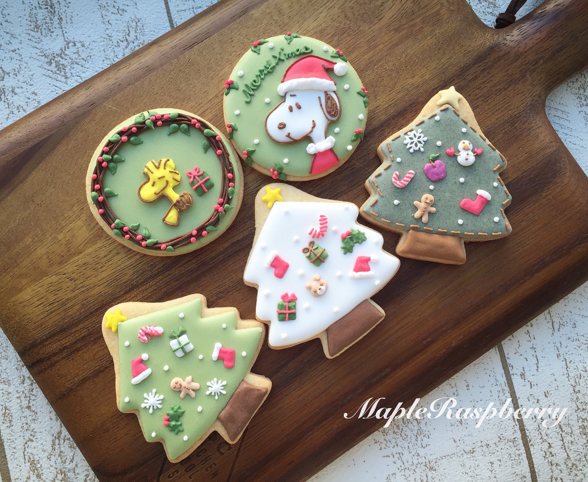 Uzivatel 木苺 Na Twitteru スヌーピーのクリスマスクッキー 緑はヨモギ 黄緑は抹茶味です アイシングクッキー お菓子作り Snoopy