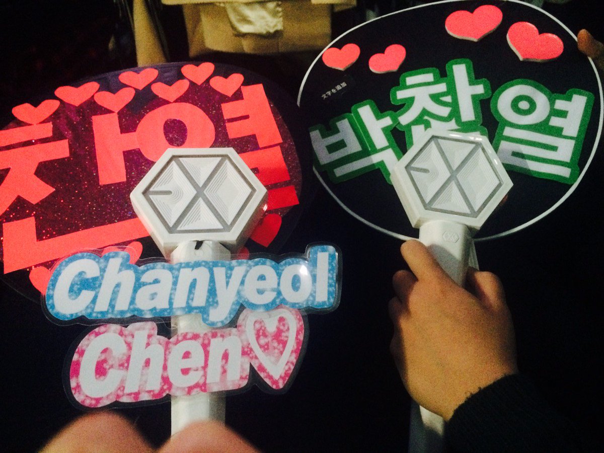 PCY1127MIO's tweet photo. #EXOrDiuminJapan 広島、大阪入れたどの公演も最高だった🙈セフンに心奪われたのも事実やけどやっぱりわたしの中ではにょるとじょんでが1番🌟来年もいろんなEXOをいろんな場所で見れますように👀4ヶ月お疲れ様でした、ありがとう、大好きだよん🙈 https://t.co/abvMgSGemU