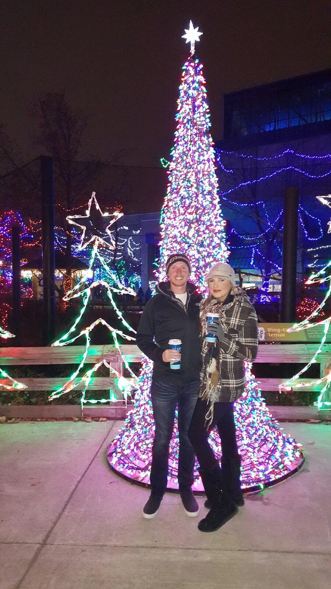 DanielleMSells's tweet photo. Date Night Part Two: Copper's Hawk Winery                                          Date Night Part Three: Christmas at the Zoo https://t.co/UMuBmSCdsl