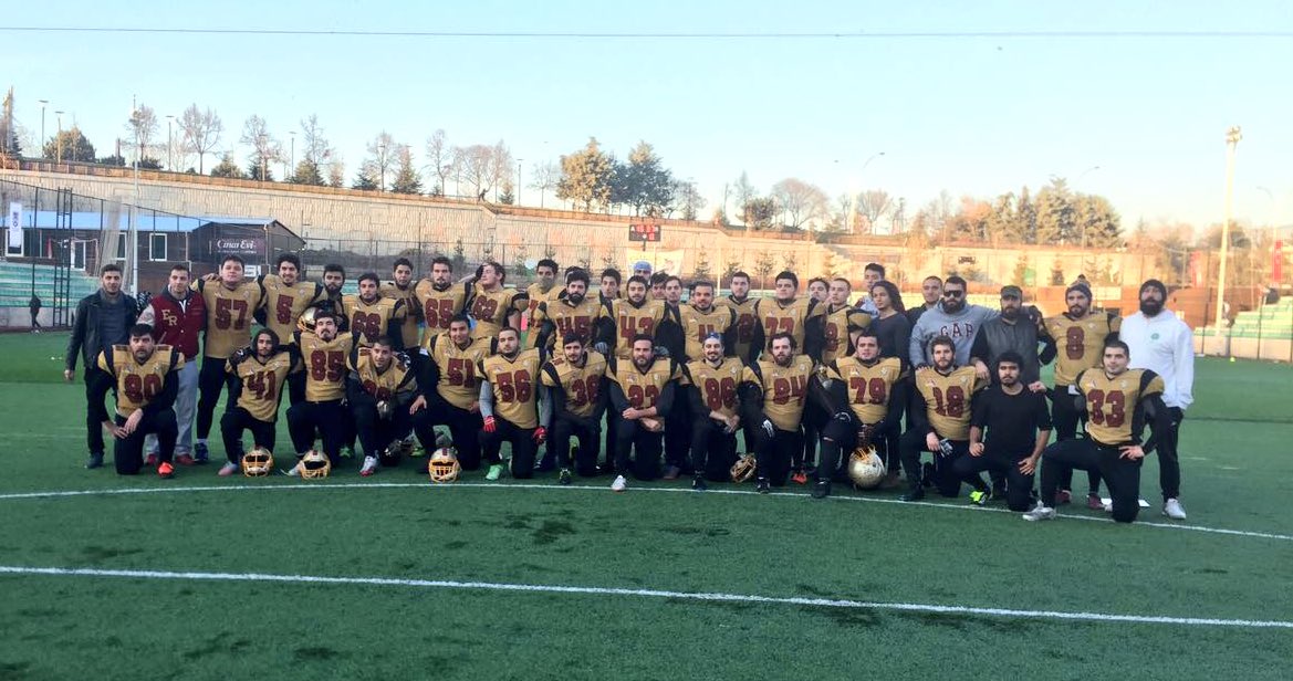 eturaiders's tweet photo. RAIDERS Sezonun ilk maçını galibiyetle taçlandırdı! 🏈 #ProudToBeARaider https://t.co/So0V08p3vH