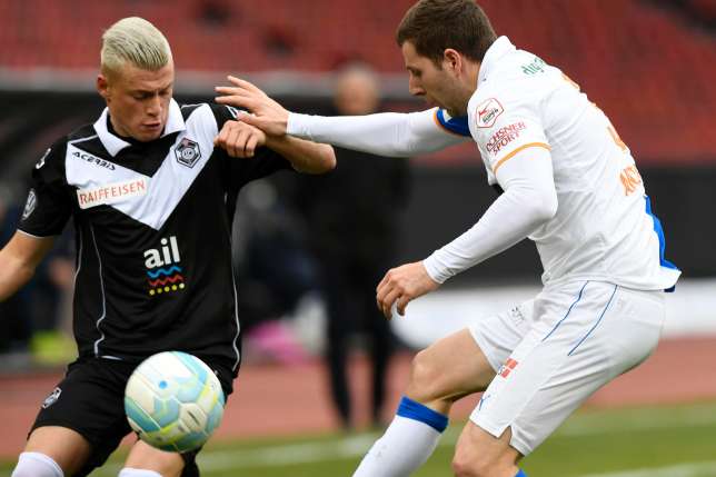 Alioski (L) at the game; photo: FC Lugano