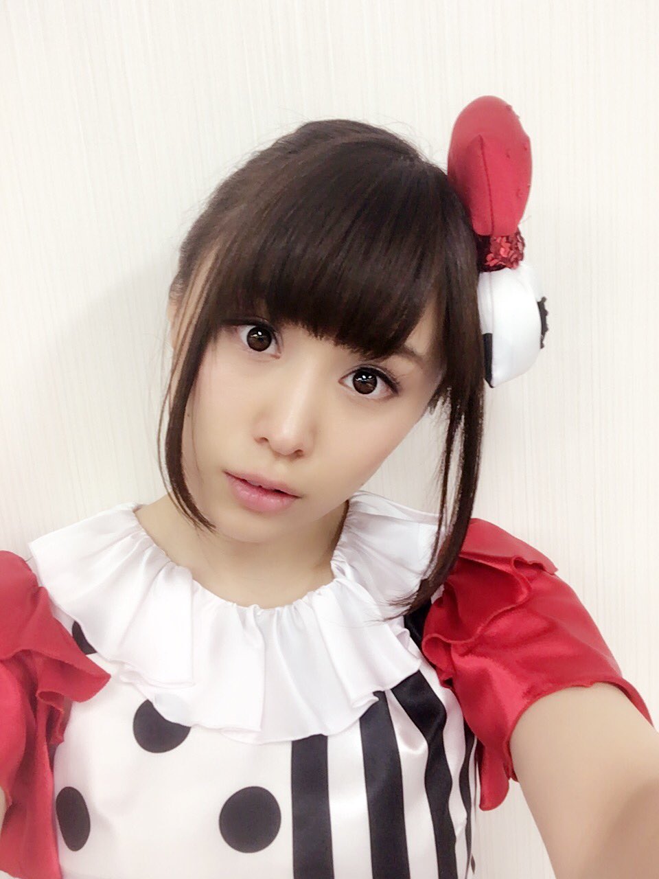 山本希望 今日はwugスーパーライブにお越し下さりありがとうございました 止まらない未来や運命の女神 シャツとブラウス 極上スマイルの4曲を披露させてもらいました ずっと歌いたかった曲がたくさんできて嬉しいかった ﾙﾝ O O ﾙﾝ 続く