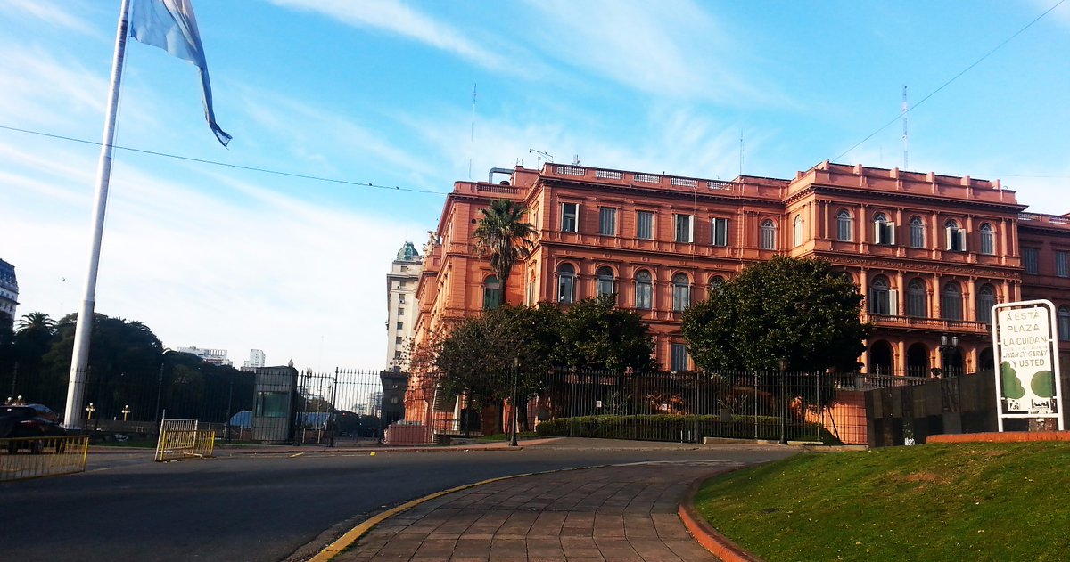 turizm_ba's tweet photo. CASA ROSADA - РОЗОВЫЙ ДОМ
https://t.co/XKLu4QxJPW
#БуэносАйрес #РозовыйДом #CasaRosada #Туризм #vilavide #Аргентина https://t.co/zFd2MZQWx4