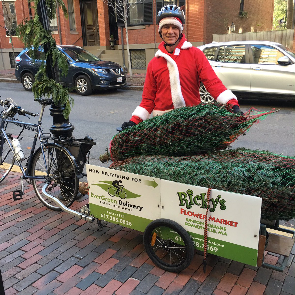BigBash_Events's tweet image. It&apos;s Beginning to Look a Lot Like Christmas! 🎄#ChristmasTrees by bike! #Boston #EvergreenDelivery #holidays instagram.com/p/BN12-EehHkr/