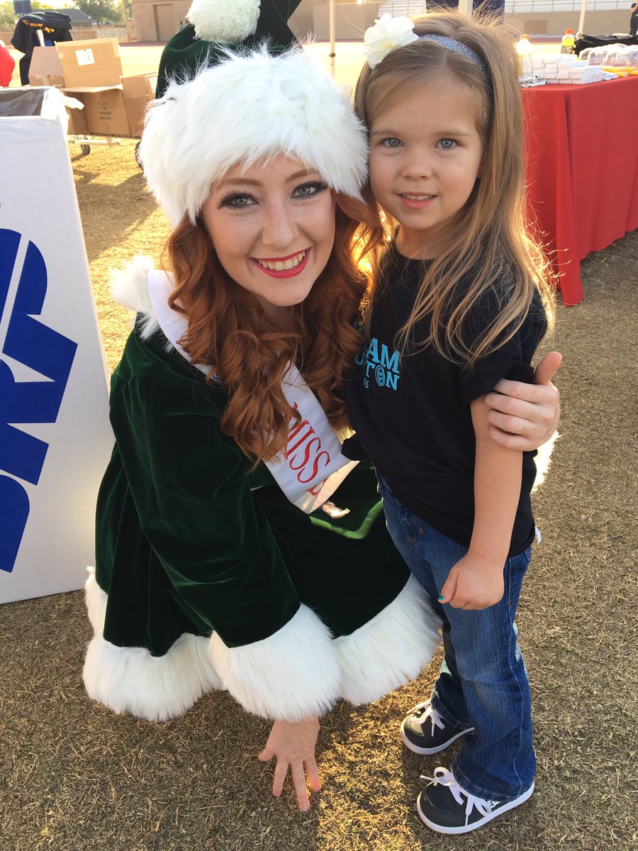 Sullivan_Holly1's tweet photo. I had an incredible time at Ignite Hope at @FriendsofPCH and @PCH_IgniteHope! #beslefless #missmesaot #ignitehope https://t.co/NvHscFdvMz