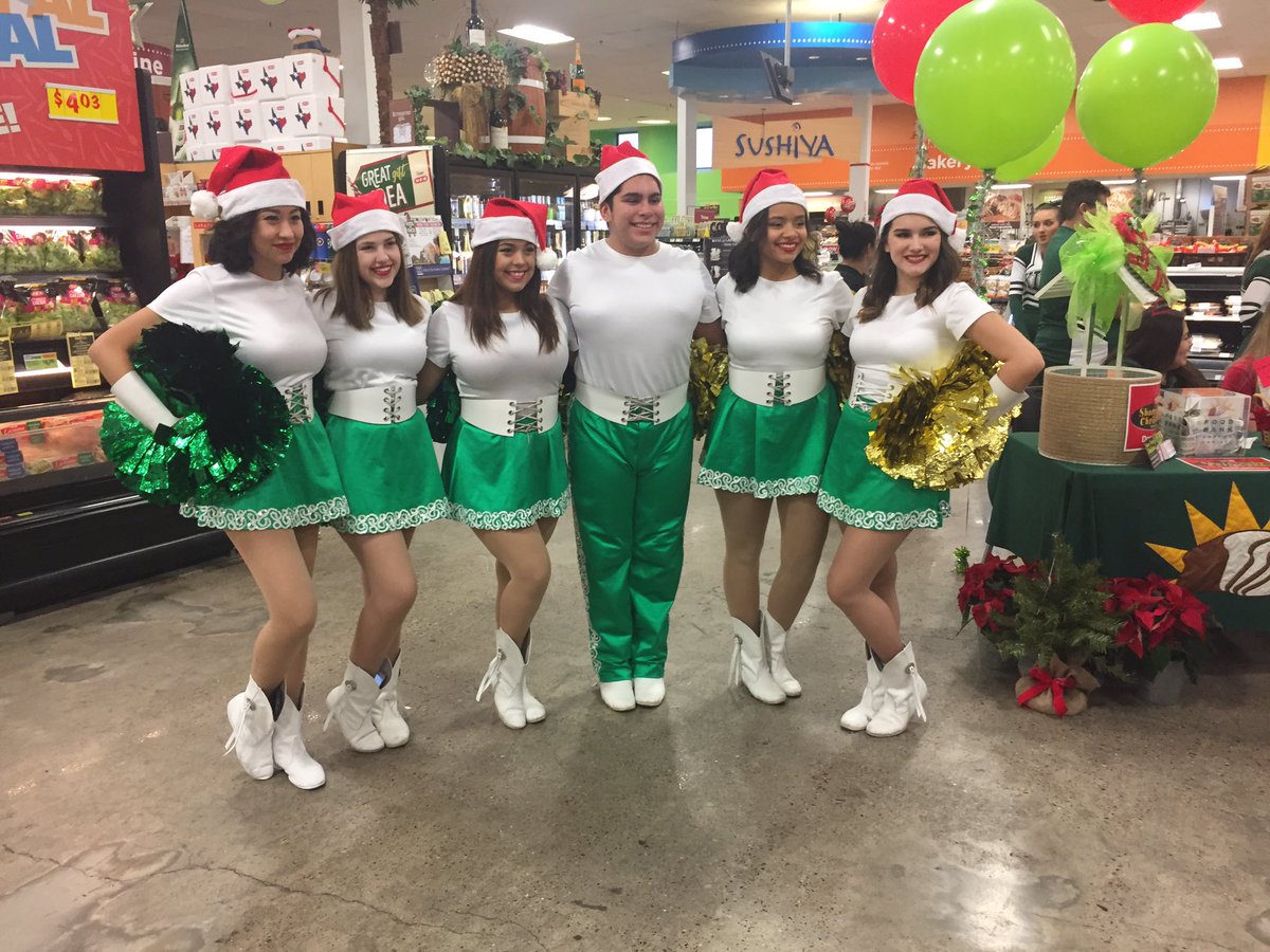 khsroyalettes's tweet photo. Share your Christmas ❤️ https://t.co/UWdk0xZMqg