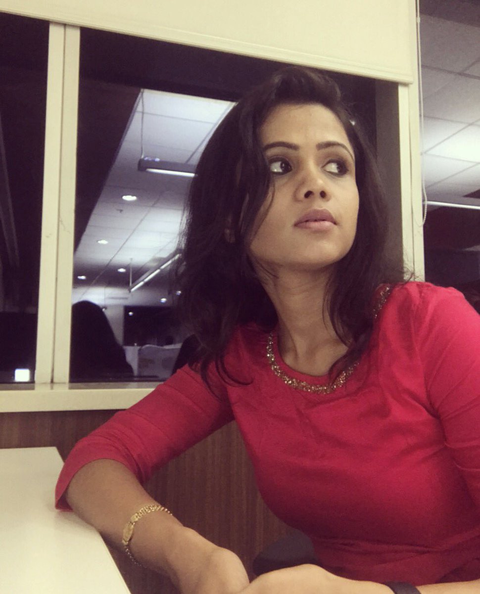 iamManimegalai's tweet image. #candid