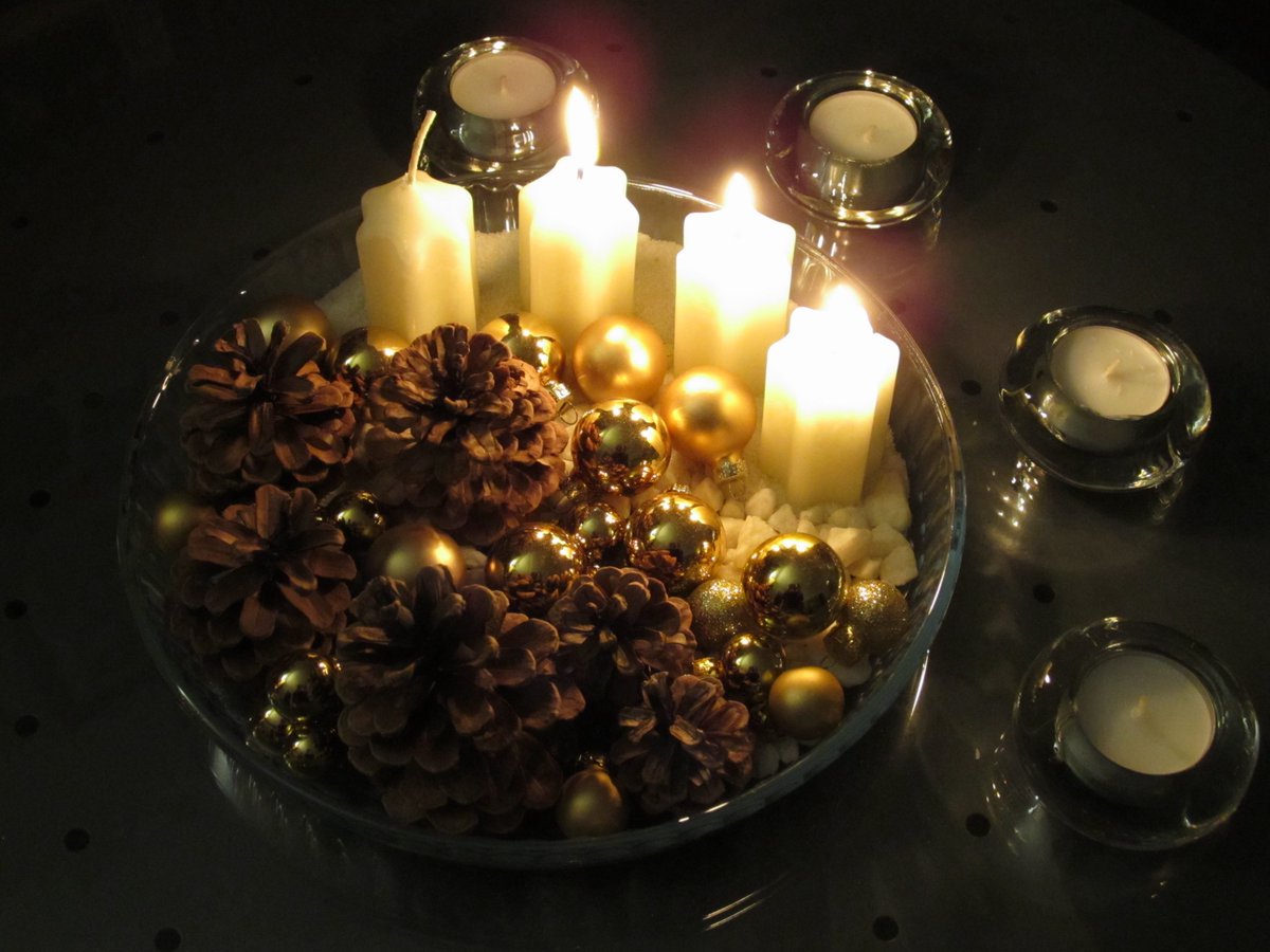 Hab euch vernachlässigt. Sorry! Ich wünsch euch allen einen wundervollen, friedlichen 3. Advent! ✨