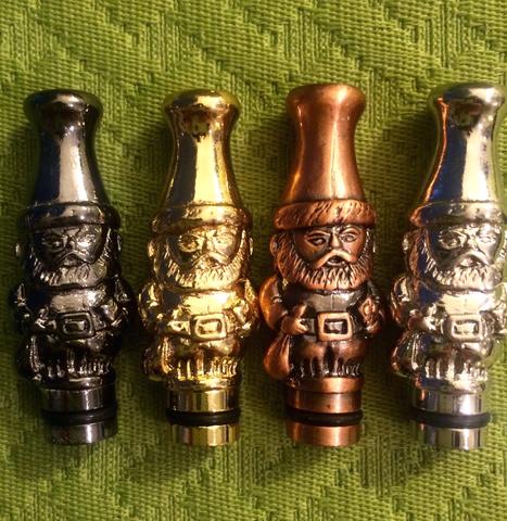 dynamovapes's tweet photo. GET IN THE HOLIDAY SPIRIT WITH THESE #SANTADRIPTIPS https://t.co/6hpGAuczVy #vape #vaping #vapelyfe #vapecommunity #vapelife #vapegifts https://t.co/Wfp1WYnWzl