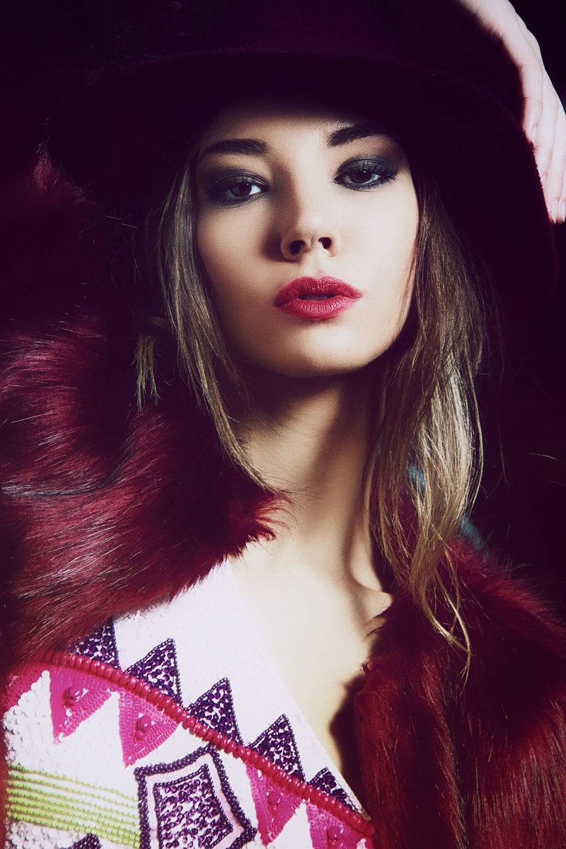Preciosa Eli 📷#rafafreeman 👗#thegallici #adoromitrabajo #makeupaddict #Mallorca