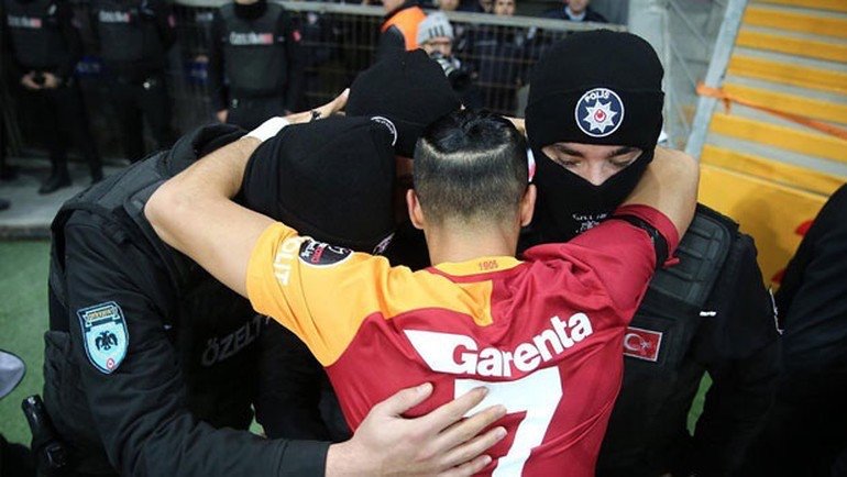 Hangi takımı tutarsan tut, ağlatan gol... Yasin Öztekin 👏 #ŞehitlerÖlmez
