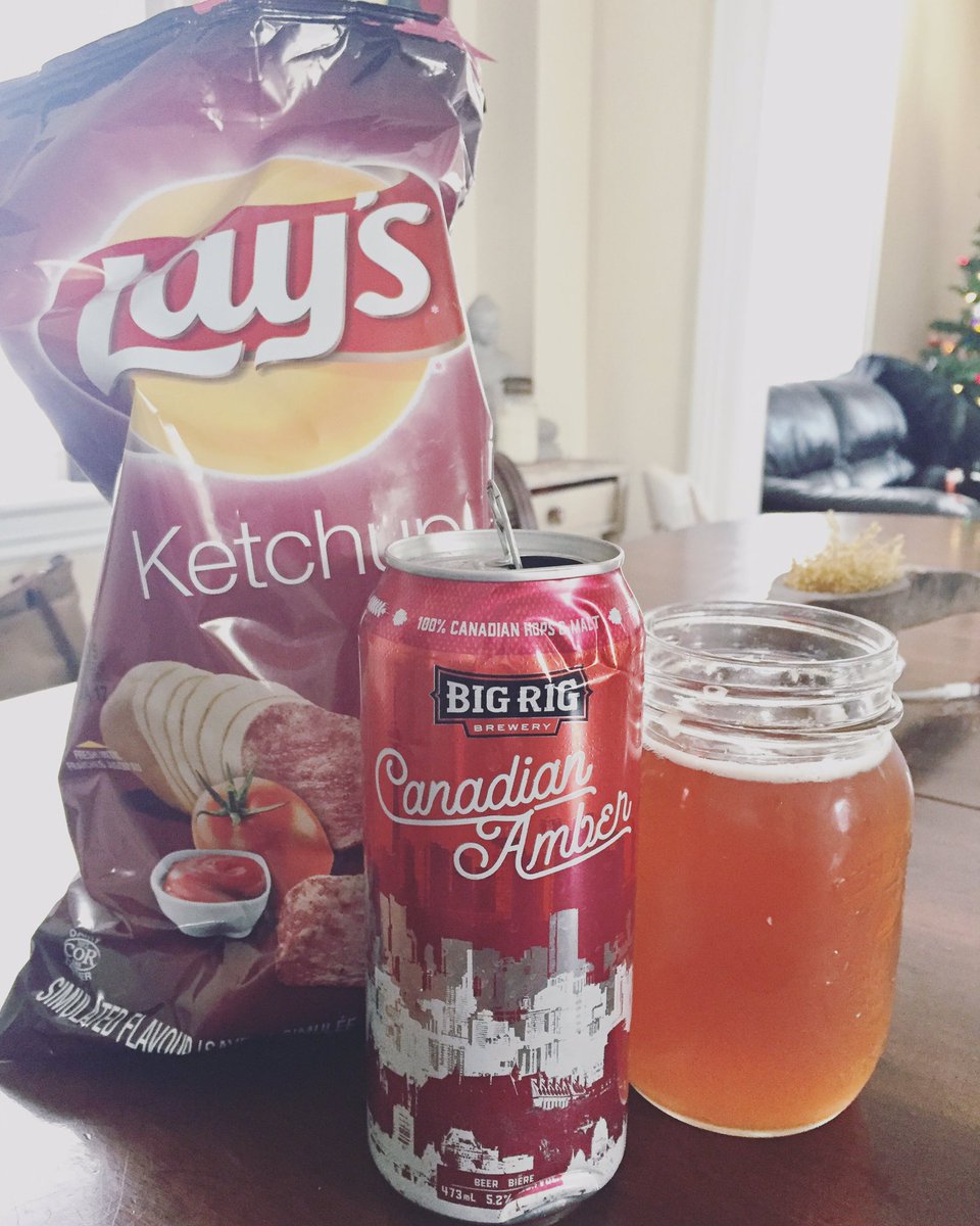 BigRigBrewery's tweet photo. Can we get more #canadian ? #ontcraftbeer #canadianamber #drinklocal #ketchupchips #bestchips #fortheloveofbeer https://t.co/R6gEm8YMuD