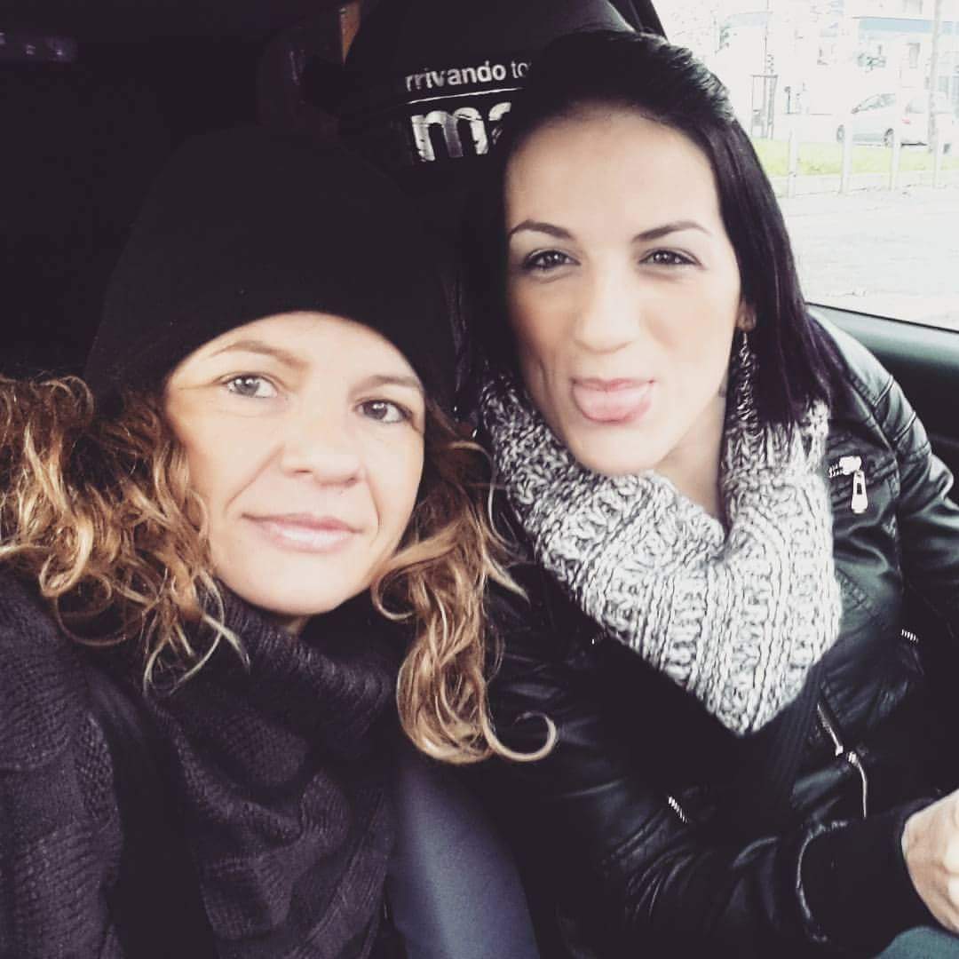 erica198909's tweet photo. Milano ❤ un filo di seta che ci unisce #unici @CocciBlu @fillybram https://t.co/MP5wTlgYNA