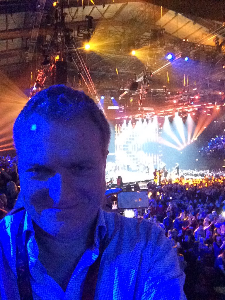 simonandreae's tweet image. 