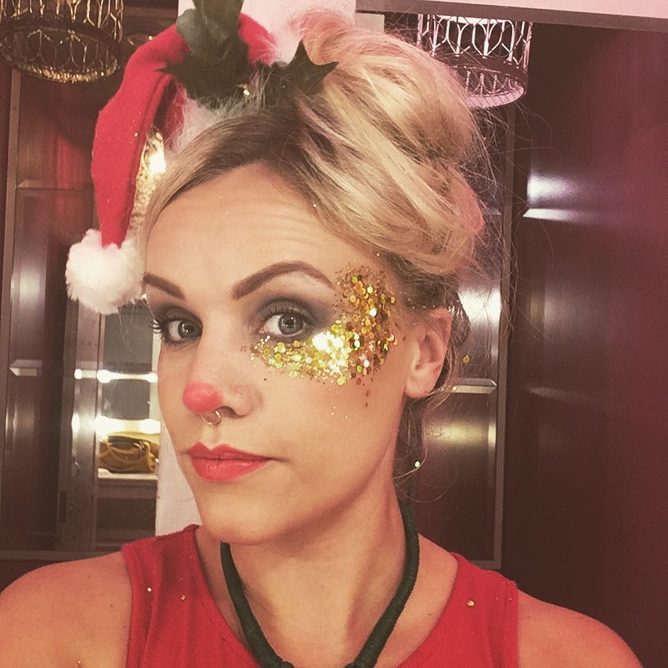 colourspainting's tweet photo. Feeling festive! ☃️🎅🏼🎅🏼🎅🏼🎅🏼🎅🏼 #art #sequin #sparkle #styleoftheday #instafollow #instamood… https://t.co/DiaS8SNbEY https://t.co/gx6DkD56m6