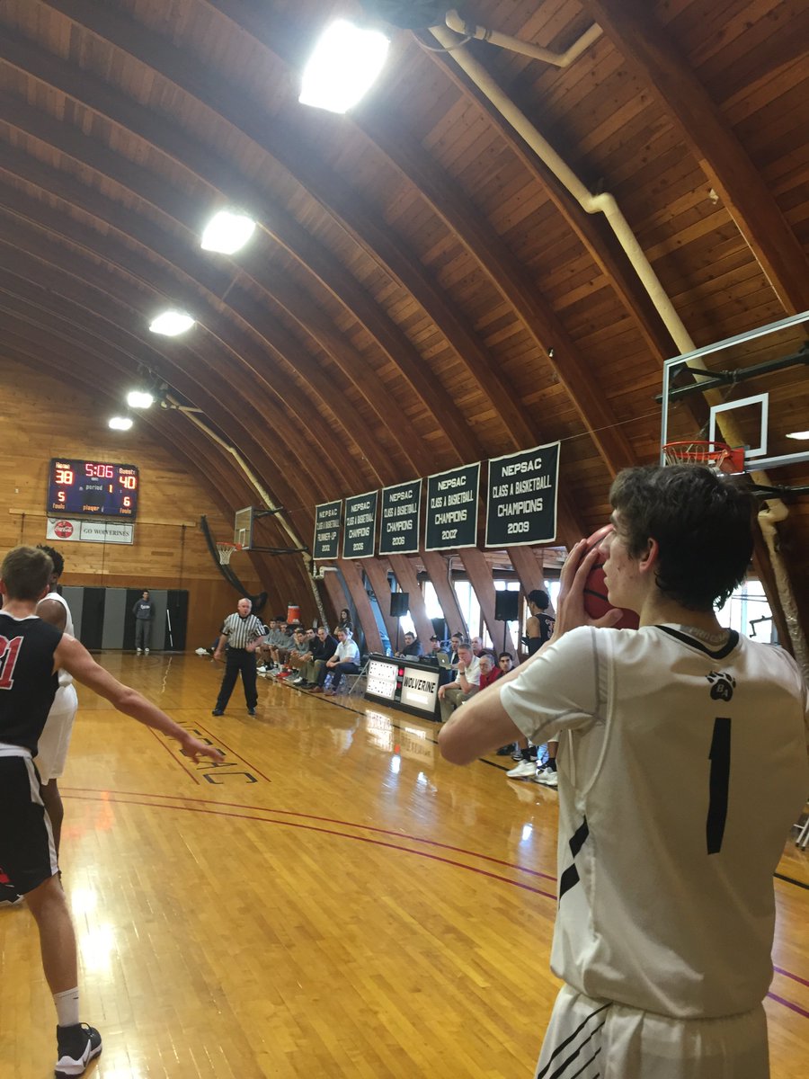 BridgtonAcademy's tweet photo. We’ve got halftime at the #Wolverdome with @BA_Basketball ahead 49-43 on @standrewsbball! https://t.co/oTc5xD5luF