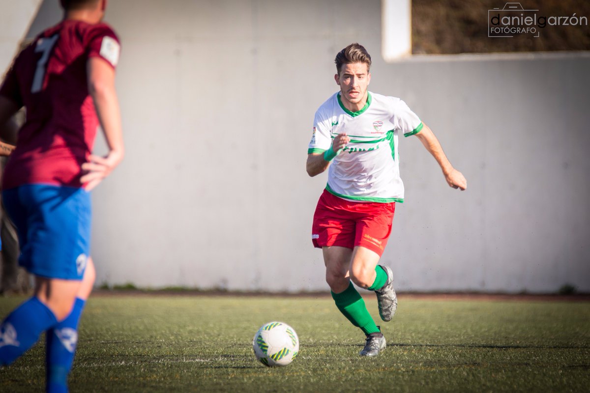 ivan_allo's tweet photo. La fotogalería del @trivalvalderas y @aravacacf1 en @poblafm. Las fotos son cortesía de @danixu8 (DGFotografía)
https://t.co/1EO1g2R7IF https://t.co/ErVwhiIARD