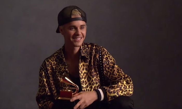 JBFamiIy's tweet photo. Justin Bieber in 2017 GRAMMYs nominations:

• Song Of The Year
• Album Of The Year
• Best Pop Vocal Album
• Best Pop Solo Performance https://t.co/8mgjCVCqMu