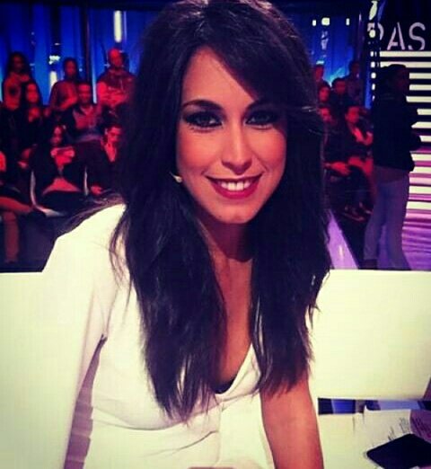 Milalskling's tweet photo. Mix - Manuel Carrasco: https://t.co/xzw9cK86sF #RaquelDebeSerGhvip nadie como ella nos hará sentir la esencia de GHVIP como lo hizo en GH..👇 https://t.co/vqp7InVVuV