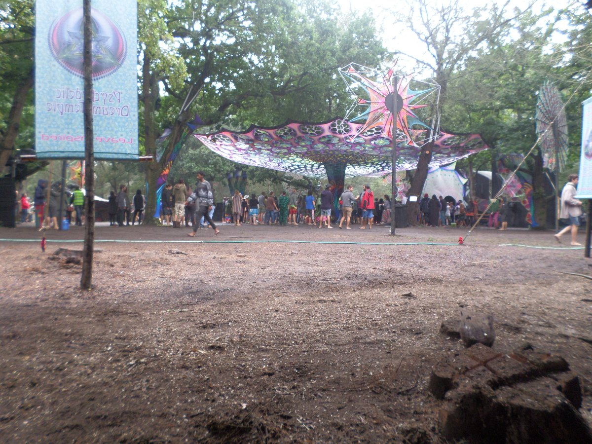 Tranquilizah's tweet image. #VortexOpenSource2016 was amazing!!!! #pysTrance #trancemusic #riviersonderend #trippyweekend #TheRedTelephone #CircleOfDreams #awesome