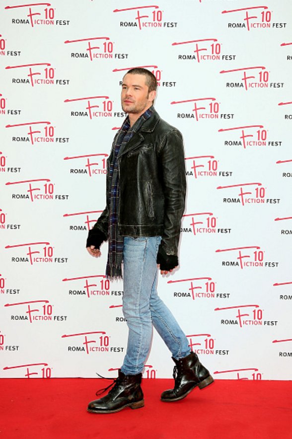 Jecca_Bury's tweet photo. E niente... vestito così è fxdzgfhmdcghcfxdjfh
#RFF2016 #CharlieWeber https://t.co/gvginobVnm