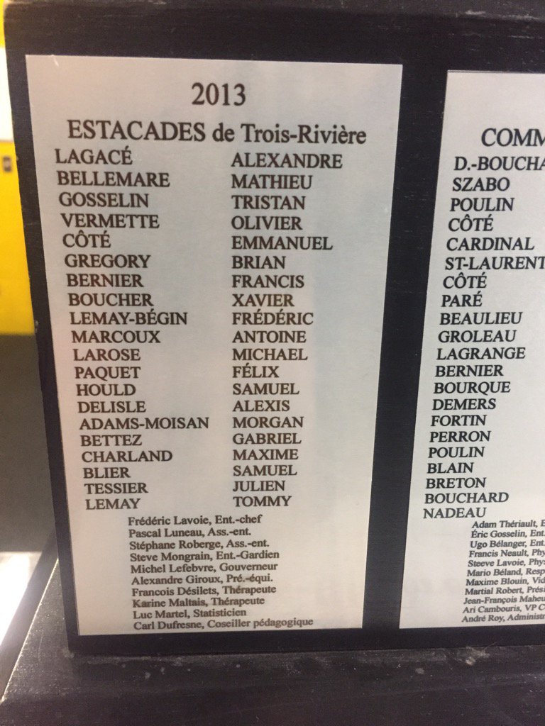 FredtheVoice's tweet photo. Il y aura une 2e plaquette sur la Coupe pour les @EstacadesMAAA . Félicitations à l'édition de 2013 et celle de 2016! https://t.co/wUimOQQS4N