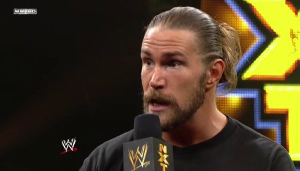 Chris Hero de retour à la WWE selon Meltzer Czb9YvbUsAEuUHC