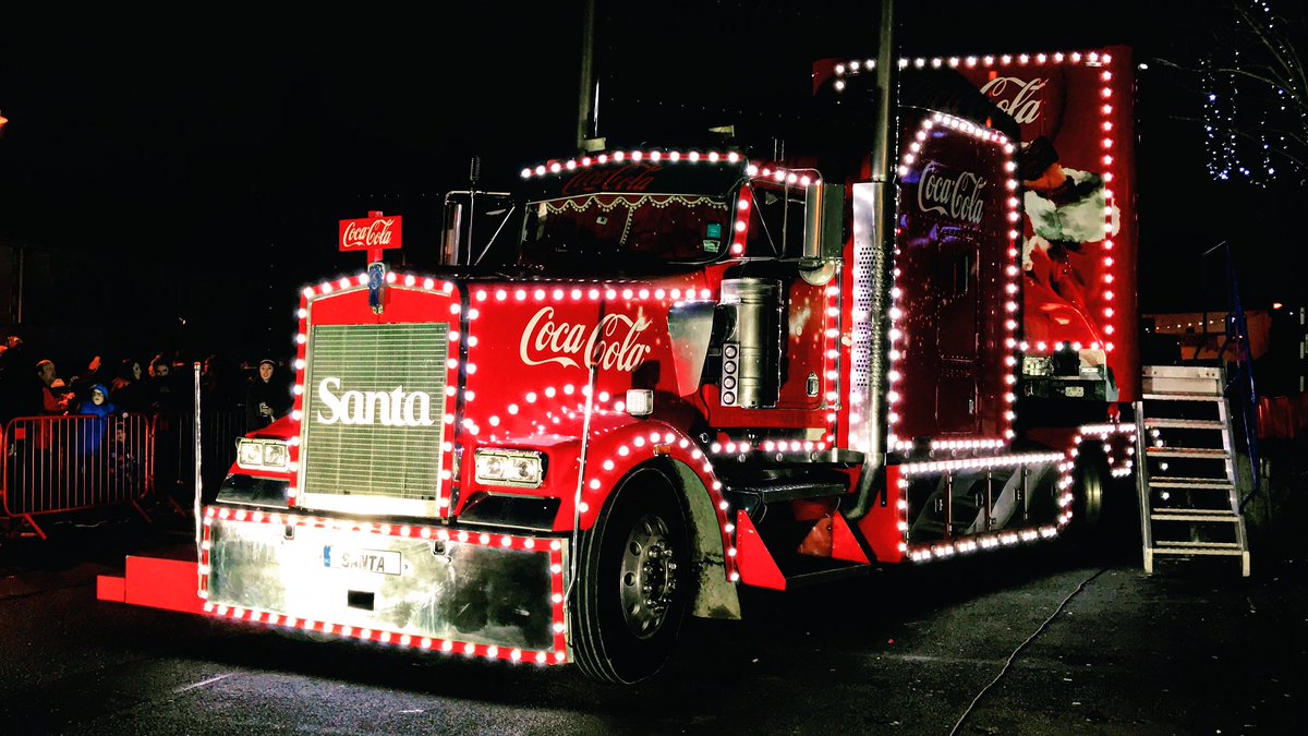AvalancheDes's tweet photo. #Christmas in #Listowel 🎅🎄 
#HolidaysAreComing https://t.co/lLHSKoQvId