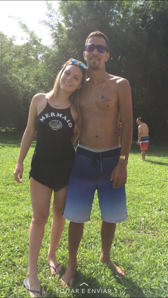 WalaceRuan's tweet photo. Domingão com ela ❤️❤️❤️ https://t.co/5n0dstZfb5