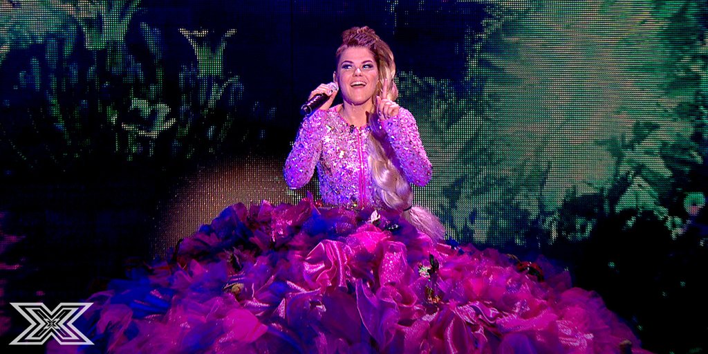 TheXFactor's tweet photo. 'This is why the British public have fallen in love with you!'
We 100% agree with you, @SimonCowell. ❤️ @saaraaalto. #XFactorFinal https://t.co/J39xm4AZQK