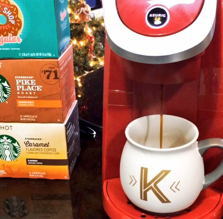 katie_vaz's tweet photo. Y'all. This #Keurig = game changer. Love mine from #Santa 🎅🏼 Perfect way to help tackle Sunday afternoon. ☕️ #coffee https://t.co/ON9w1x4Yqx