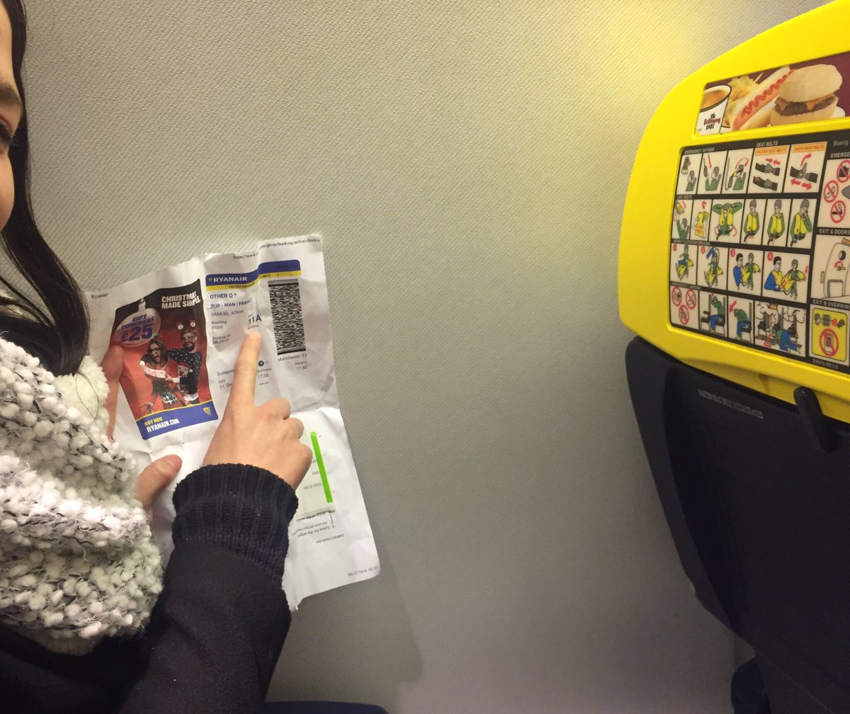 JessMesses's tweet photo. Also where was our window @Ryanair https://t.co/J4IumS1jHg