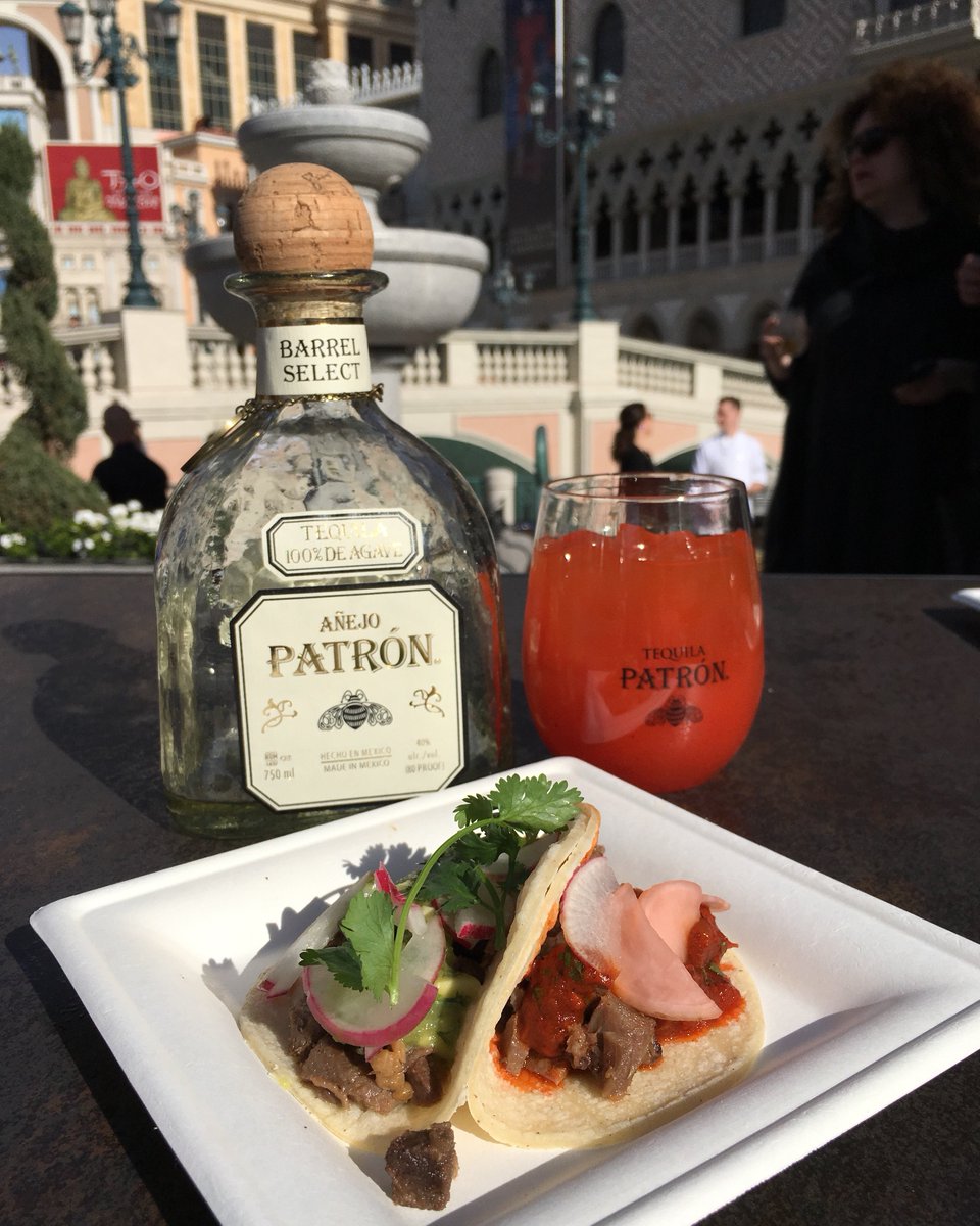 PalazzoVegas's tweet photo. One final cocktail to say goodbye to #Ultimo2016: @Patron's Maria Full Of Grace, a tequila twist on the classic Bloody Mary. https://t.co/QgK5lrZ1u8