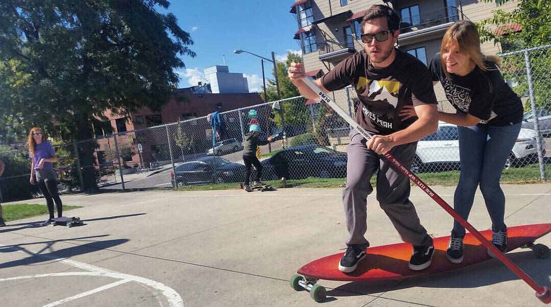 BOARDLifeUSA's tweet photo. #tb to summer fun 🌞 #blteam riders @spokywoky and @kylewesterskate 💑 #longboarding#downhill#fun#goskate#cruiser#2up https://t.co/bVNPcZFxOE