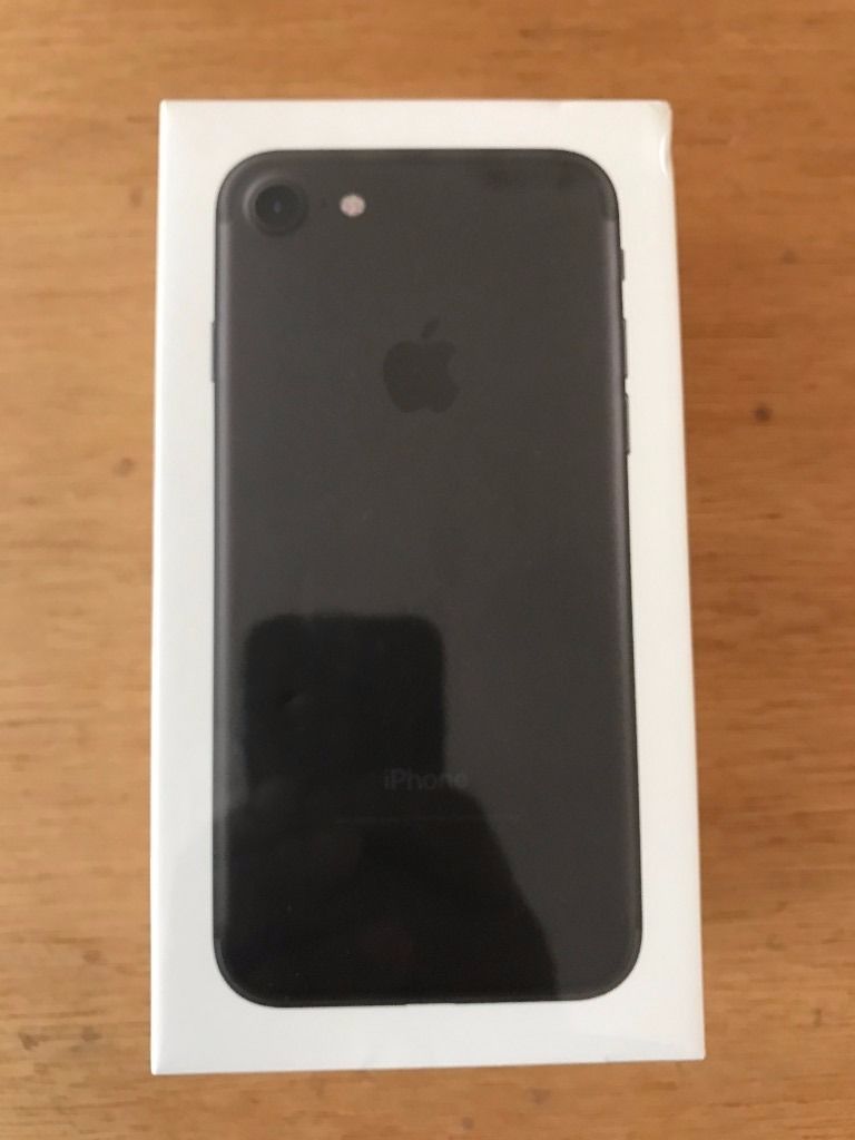 MiladHillawi's tweet photo. iphone 7 plus GIVEAWAY

•Follow @FSKlNG 
•Turn notifications ON
•Tag 3 friends
•Retweet this tweet https://t.co/zELDSZh7Qg