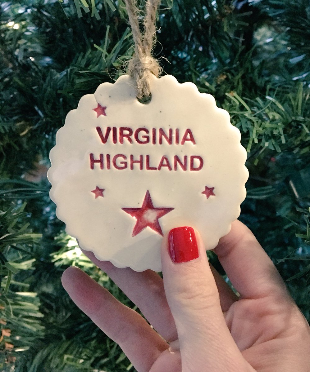 RobinKTriplett's tweet image. Lovely handmade #VaHi ornament from #urbancottage.  🎄🎄