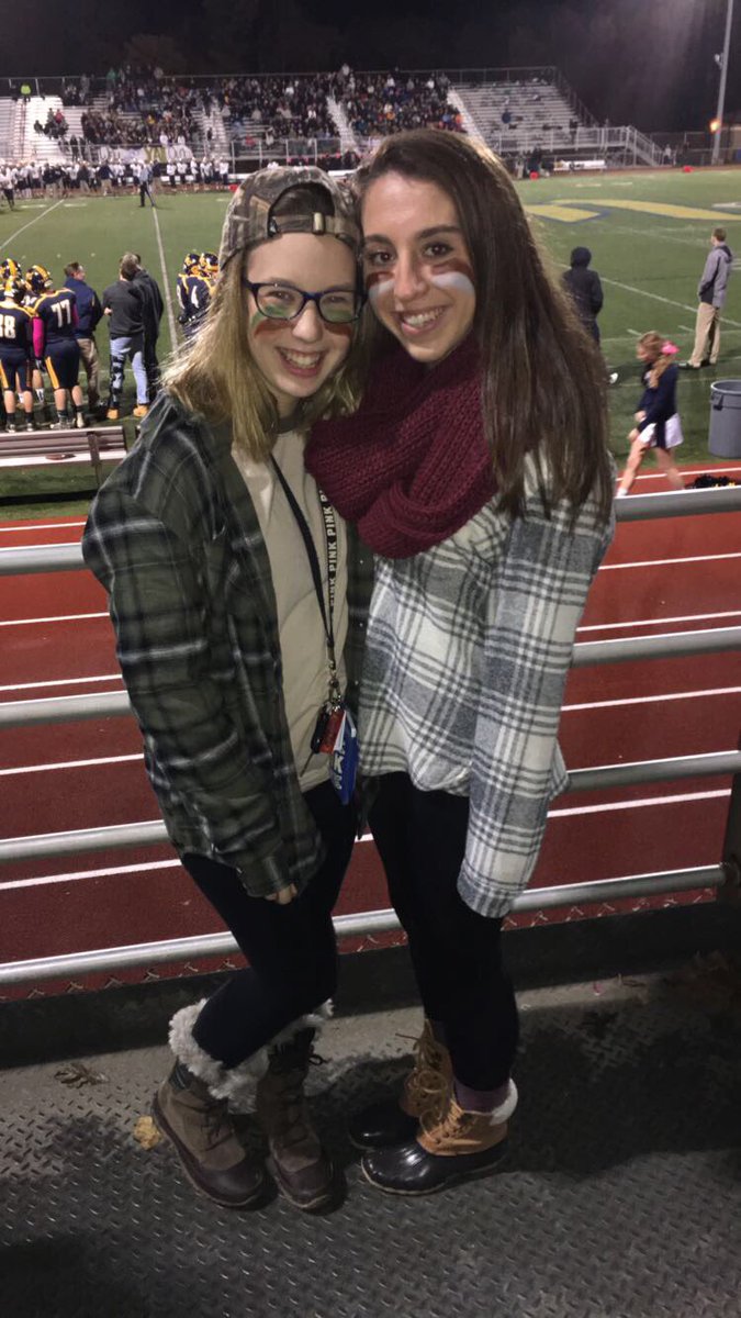lydcampbell1999's tweet photo. Happy birthday to these two beautiful girls! I love you both dearly! 💕🎉@gabbysybert06 @TAYlor_hock https://t.co/7YJI6RUPWT