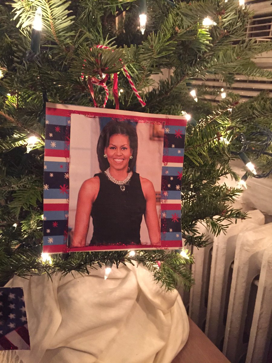 theladytree's tweet photo. And @flotus is here. #ladytree cc @HillaryClinton https://t.co/ZZBoAZkxRo