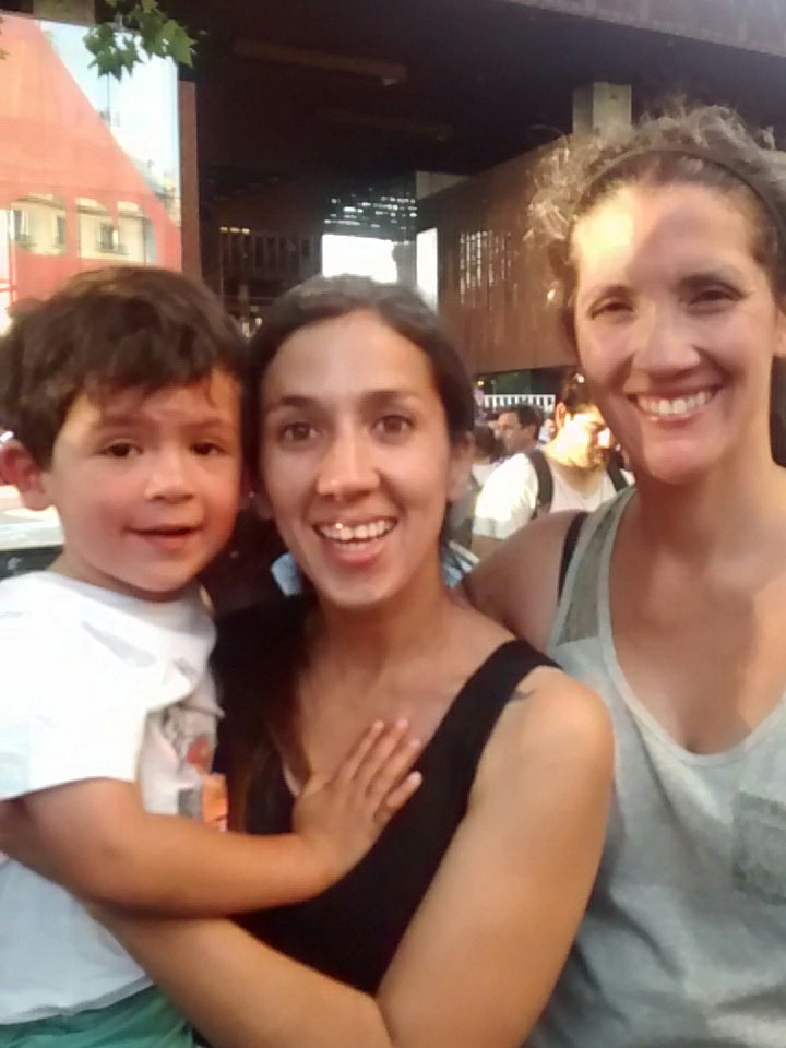 G_PrensaDigital's tweet photo. Bruno Alejandra y Carla 
#ParisParade2016 https://t.co/VMGgg6kM1l