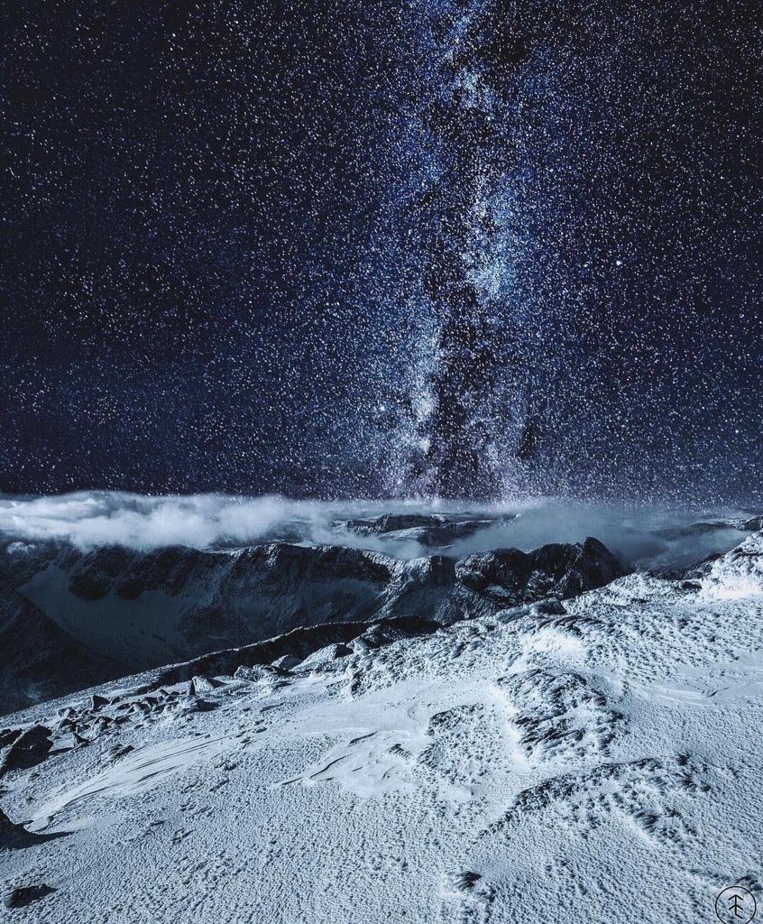 __Lxst's tweet photo. fucked around and fell in love with the universe https://t.co/WO3RVf5bML