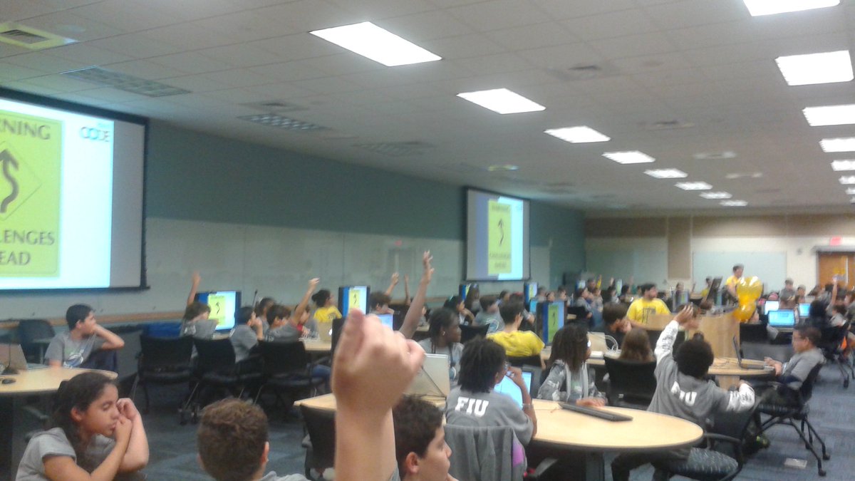 regulatorawm's tweet image. Fantastic event @FIU #codefest2016 Proud to be part of it. @MDCPSSTEAM @STEMDesignation @CTEMiami @inst_technology @WRTTIGERS @UDTCorp